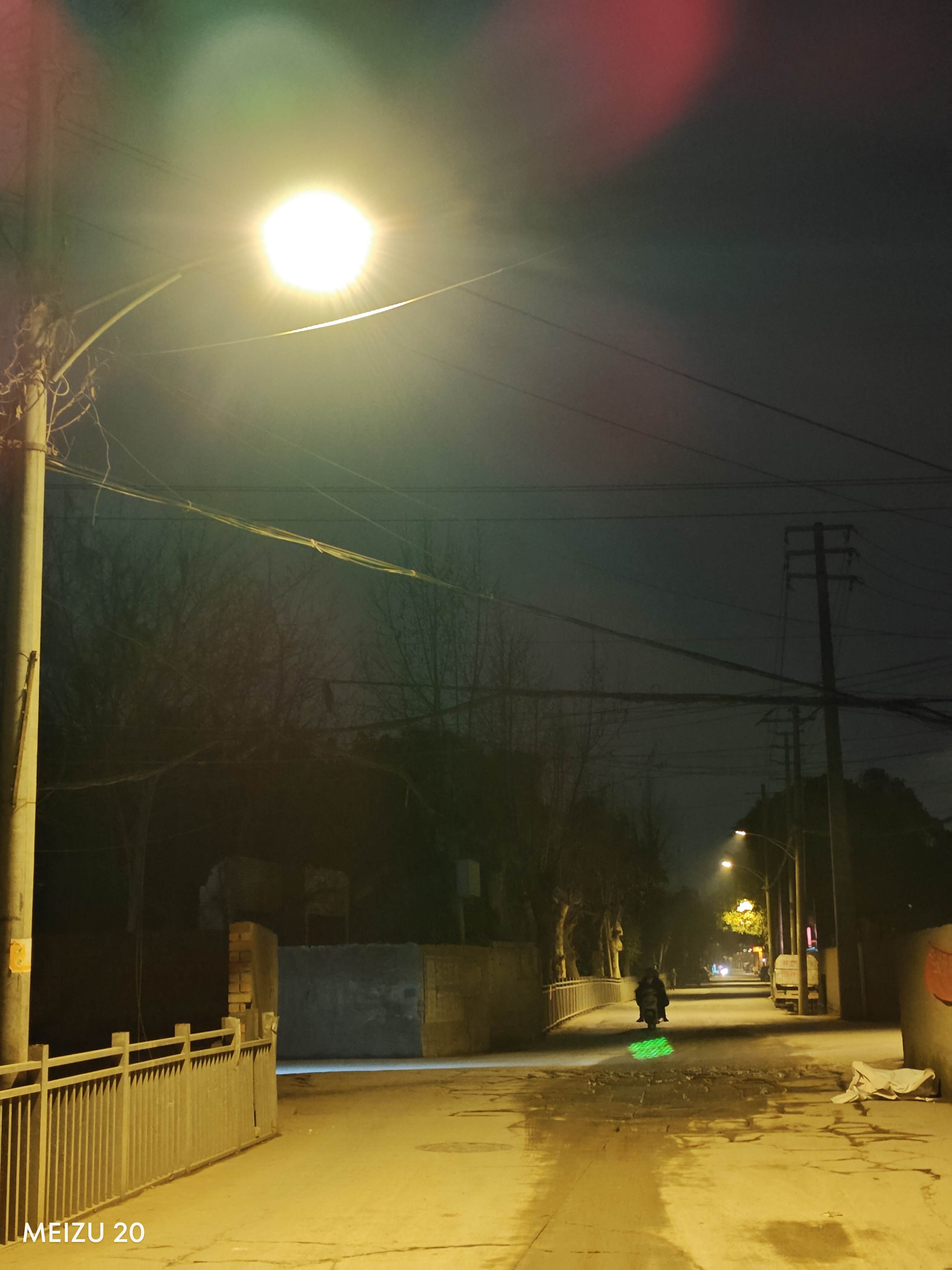 小路.jpg