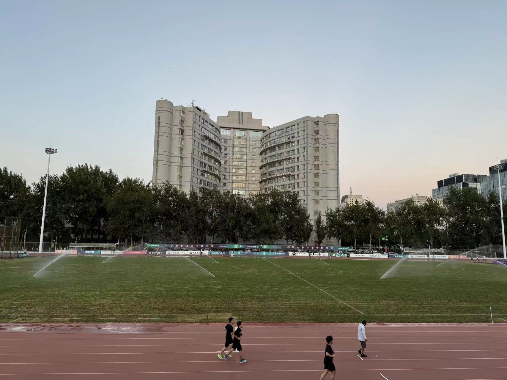 喷水操场.jpg